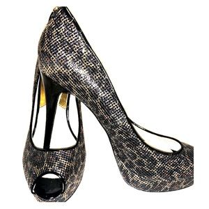 Michael Kors Pumps